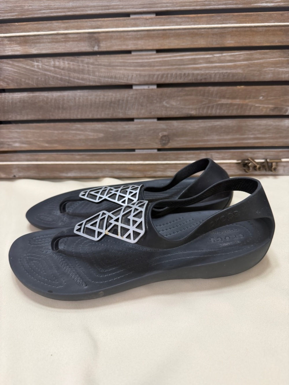 Crocs Serena embellished sandals size 8